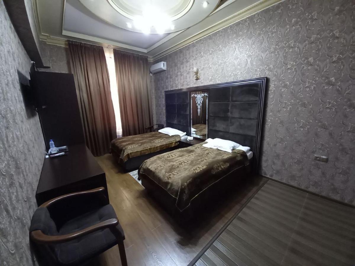 Edem Plaza Hotel Бухара Екстериор снимка